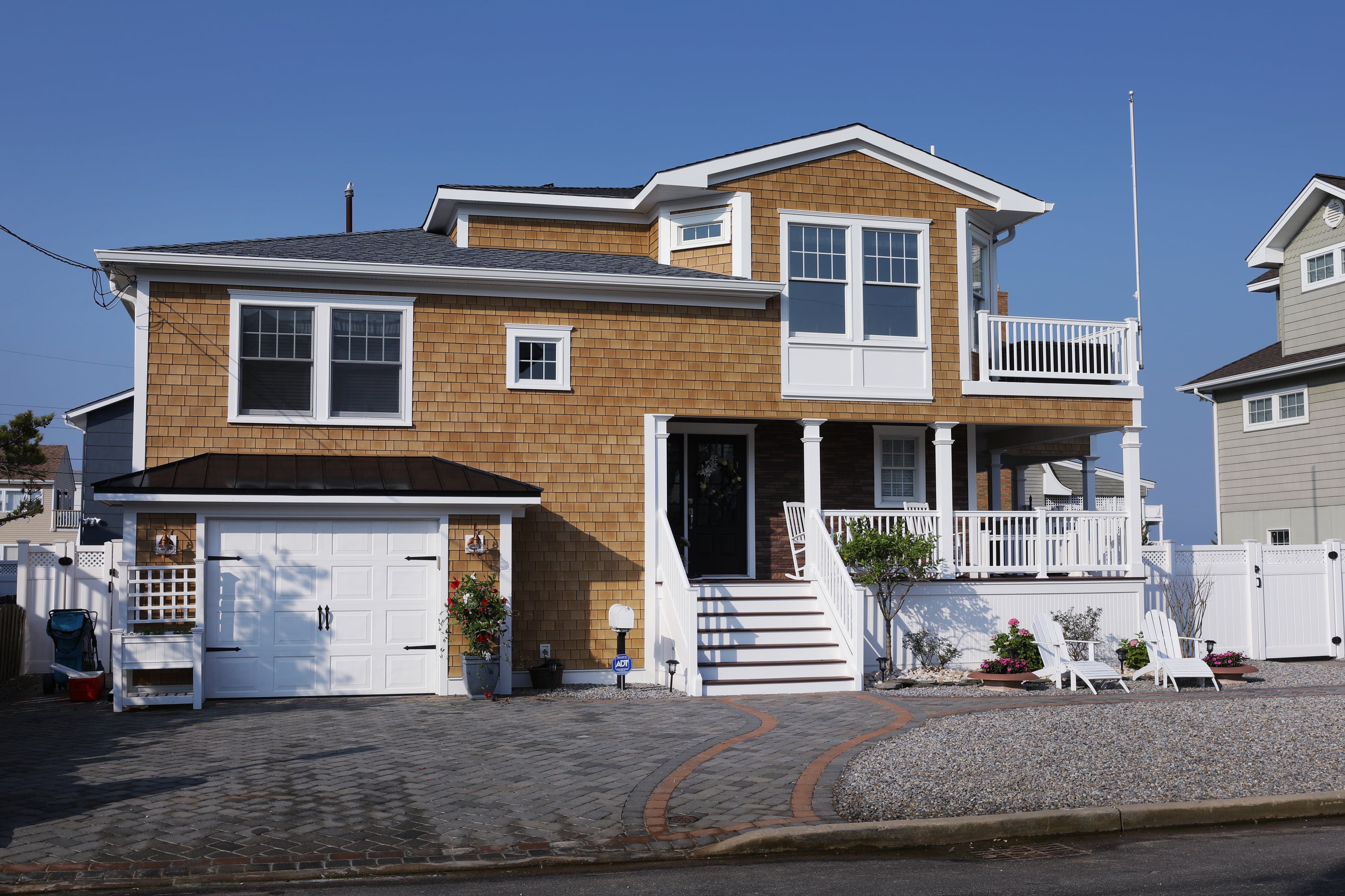 Styles | Beach House Shake | Cedar Siding Styles